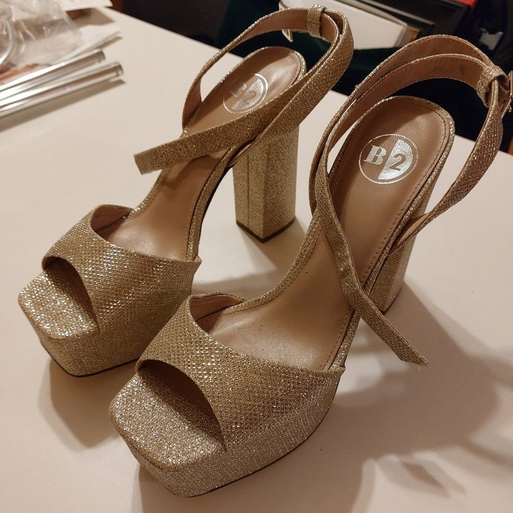 B2 Glittery Gold Heels, Size 7.5